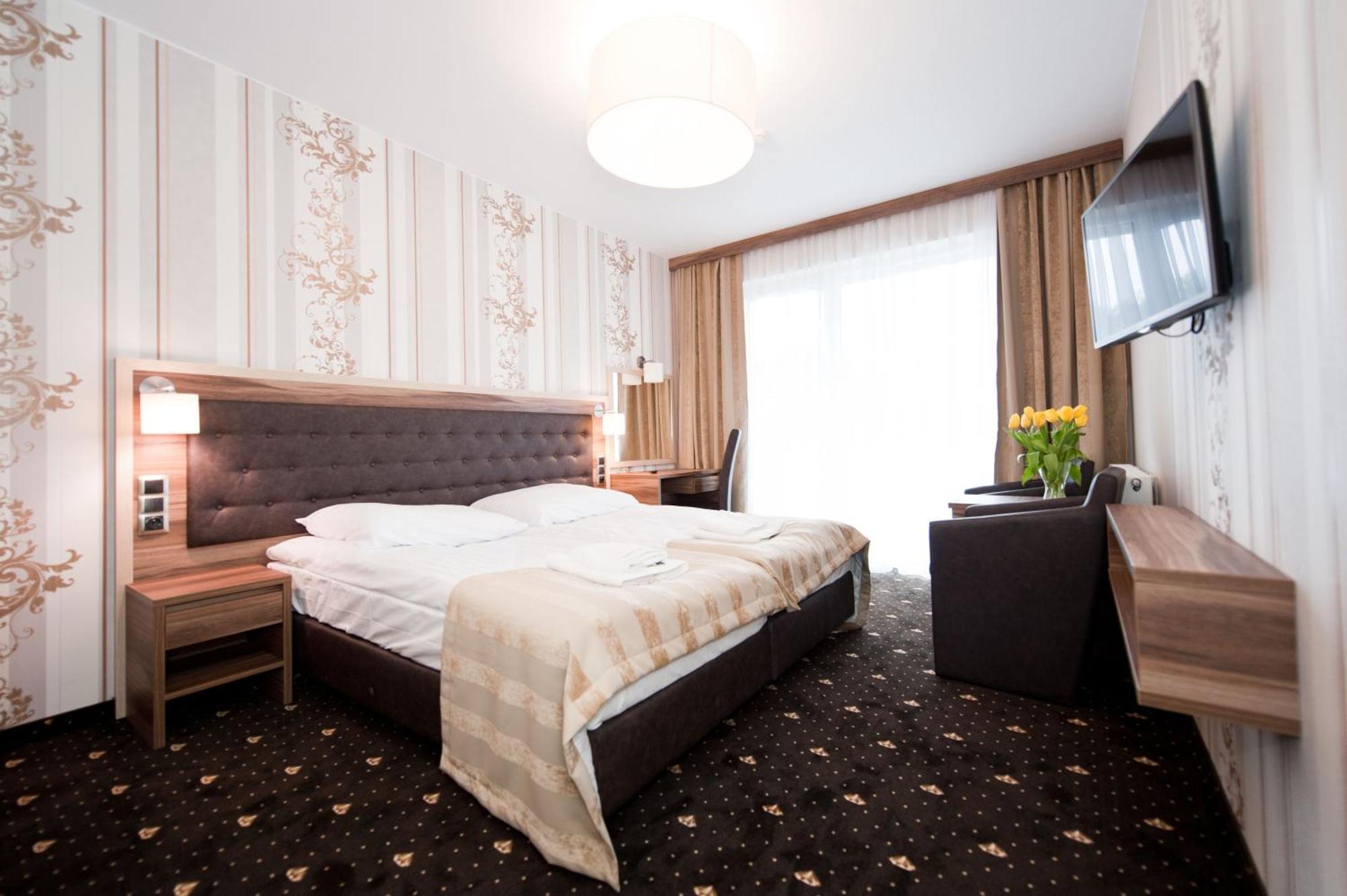 Cristal Spa Дзьвіжино Екстер'єр фото